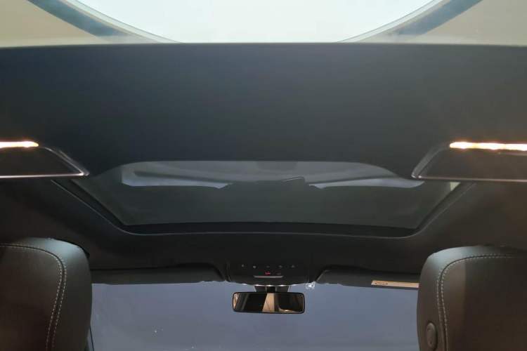 Used Mercedes-Benz GLC 2020 GLC 260 L 4MATIC Luxury Model Headliner