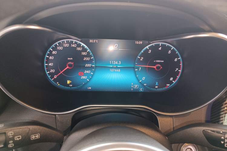 Used Mercedes-Benz GLC 2020 Facelift GLC 260 L 4MATIC Luxury Edition Instrument Cluster