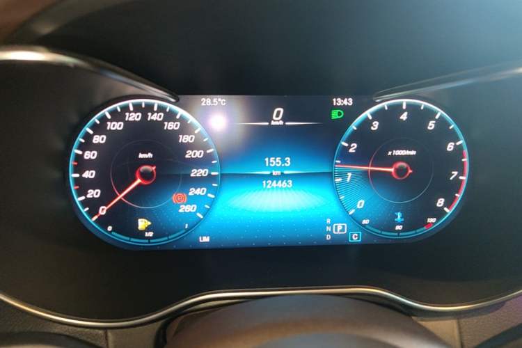 Used Mercedes-Benz GLC 2020 GLC 260 L 4MATIC Luxury Model Instrument Cluster