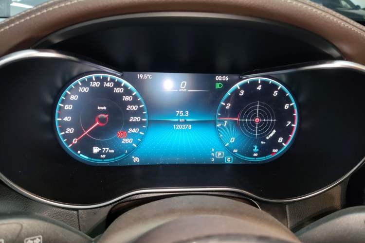 Used Mercedes-Benz GLC 2020 Facelifted GLC 260 L 4MATIC Dynamic Edition Instrument Cluster