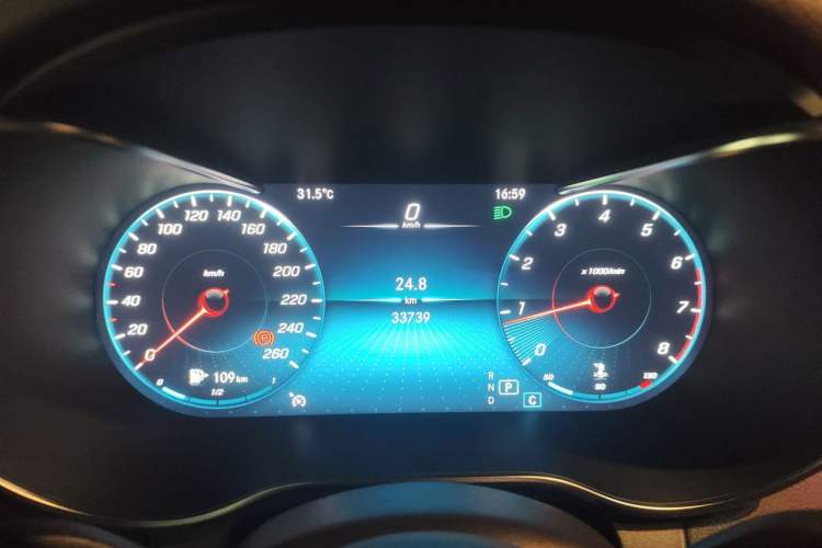 Used Mercedes-Benz GLC 2020 GLC 260 L 4MATIC Luxury Model Instrument Cluster