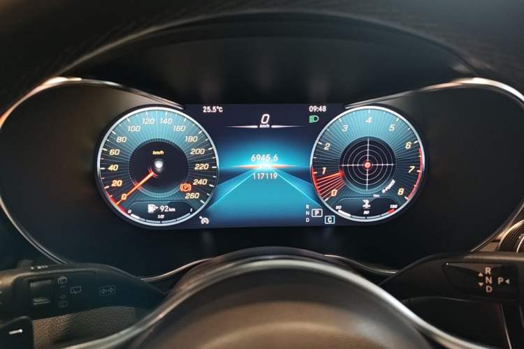 Used Mercedes-Benz GLC 2020 GLC 260 L 4MATIC Luxury Model Instrument Cluster
