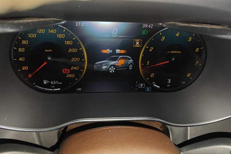 Used Mercedes-Benz GLC 2020 Facelifted GLC 260 L 4MATIC Dynamic Edition Instrument Cluster