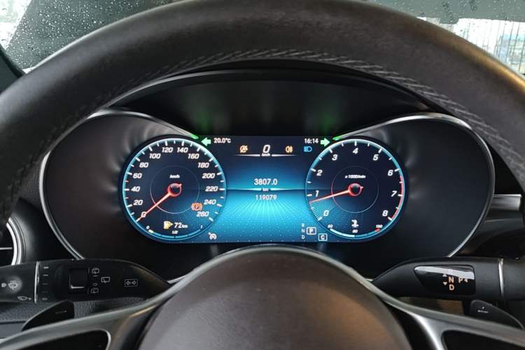 Used Mercedes-Benz GLC 2020 Facelifted GLC 260 L 4MATIC Dynamic Edition Instrument Cluster