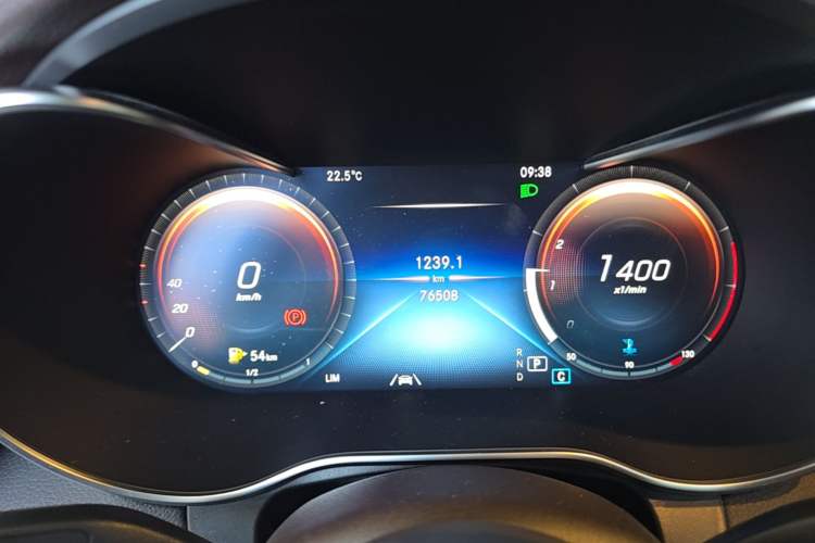 Used Mercedes-Benz GLC 2020 Facelift GLC 300 L 4MATIC Dynamic Edition Instrument Cluster