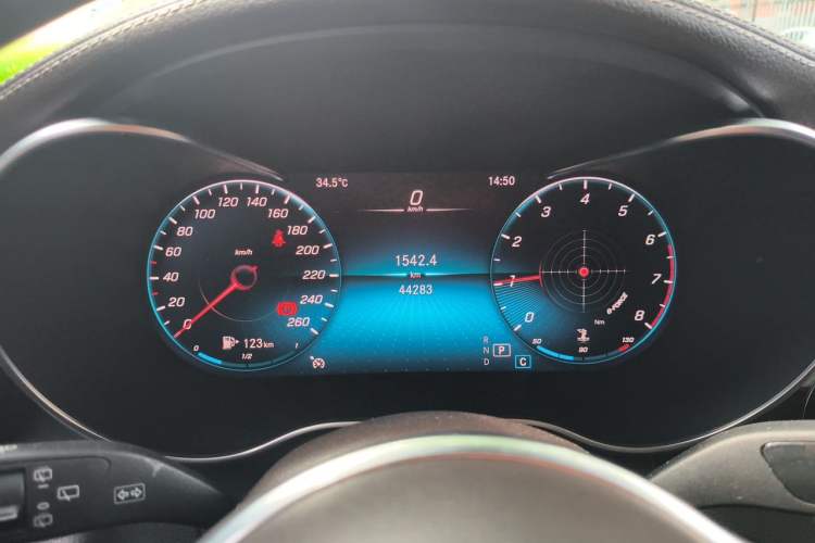 Used Mercedes-Benz GLC 2020 Facelift GLC 260 L 4MATIC Luxury Edition Instrument Cluster
