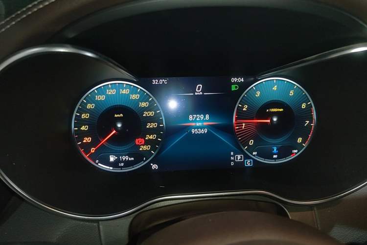 Used Mercedes-Benz GLC 2020 GLC 260 L 4MATIC Luxury Model Instrument Cluster