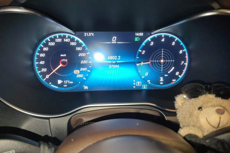 Used Mercedes-Benz GLC 2020 GLC 260 L 4MATIC Luxury Model Instrument Cluster