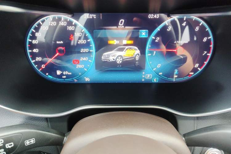 Used Mercedes-Benz GLC 2020 Facelift GLC 300 L 4MATIC Dynamic Edition Instrument Cluster