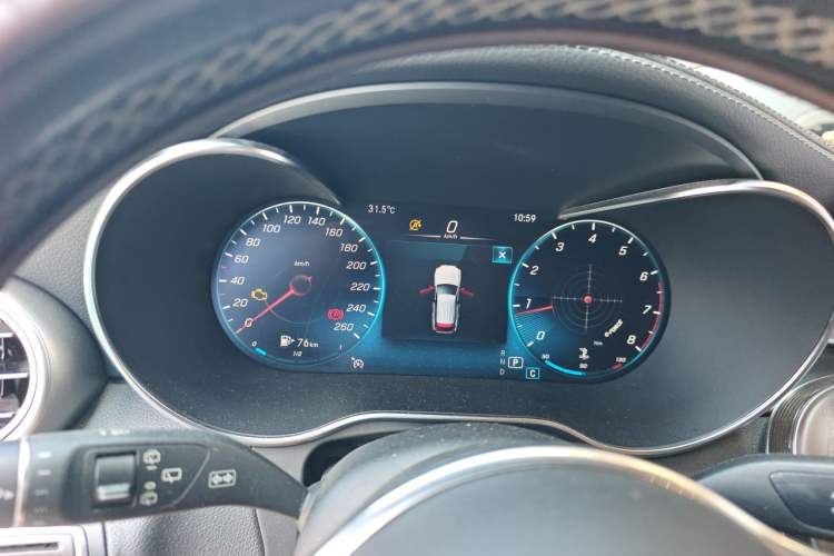 Used Mercedes-Benz GLC 2020 GLC 260 L 4MATIC Luxury Model Instrument Cluster