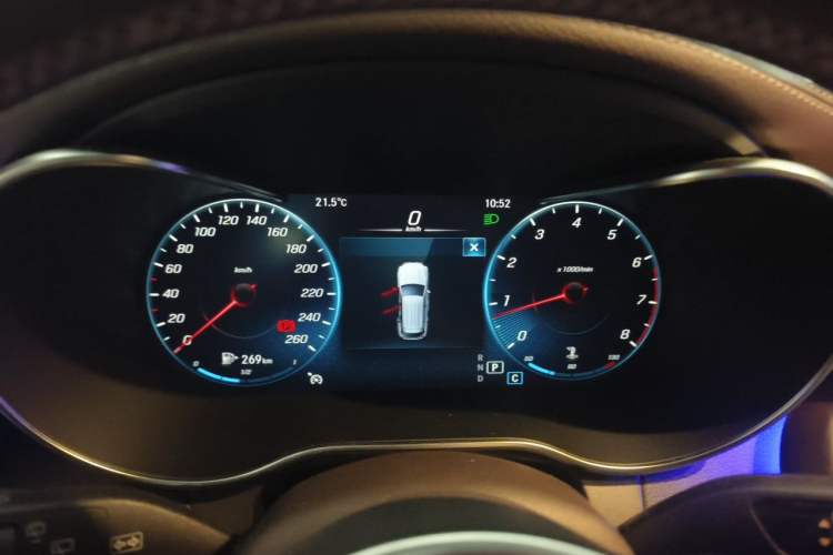 Used Mercedes-Benz GLC 2020 Facelifted GLC 260 L 4MATIC Dynamic Edition Instrument Cluster
