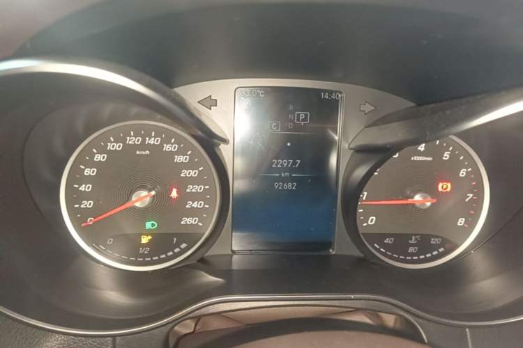 Used Mercedes-Benz GLC 2020 GLC 260 L 4MATIC Dynamic Model Instrument Cluster