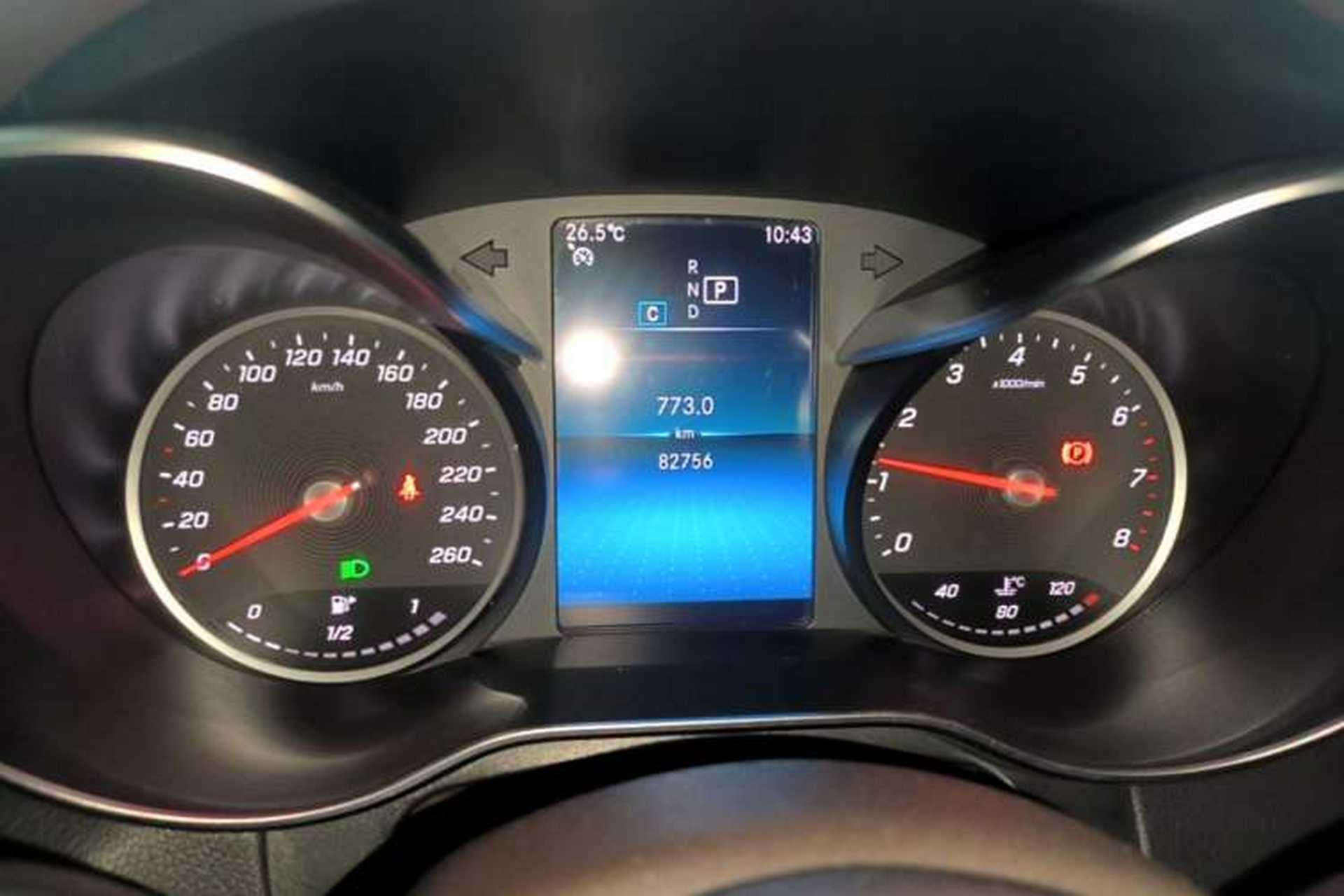 Used Mercedes-Benz GLC 2020 GLC 260 L 4MATIC Dynamic Model Instrument Cluster