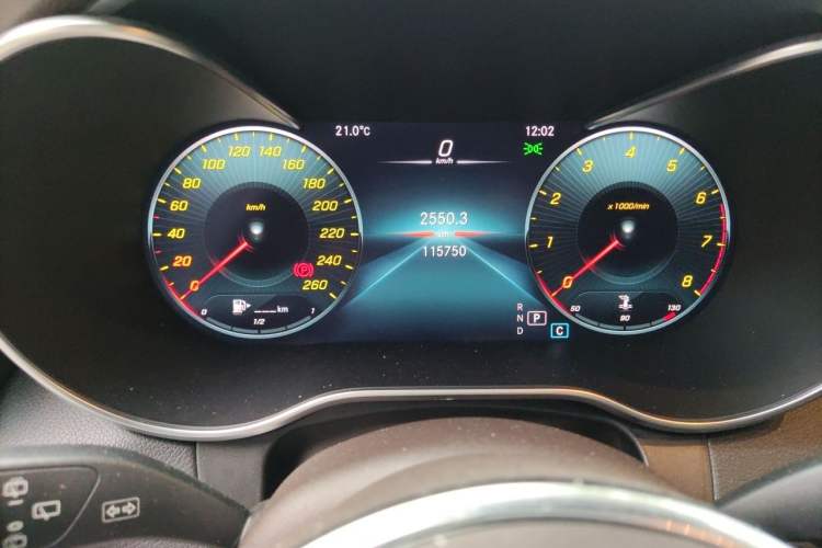 Used Mercedes-Benz GLC 2020 GLC 260 L 4MATIC Luxury Model Instrument Cluster