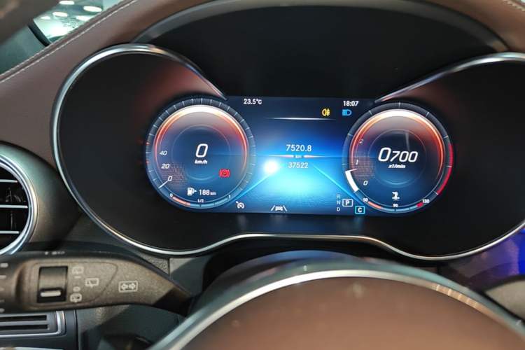 Used Mercedes-Benz GLC 2020 GLC 300 L 4MATIC Luxury Model Instrument Cluster