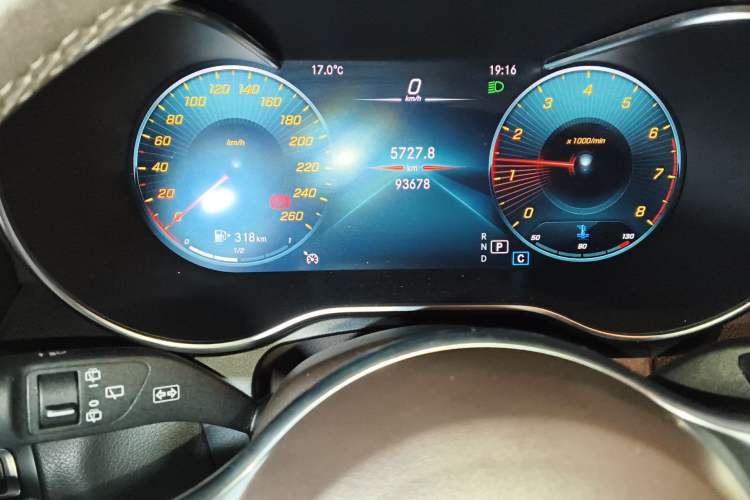 Used Mercedes-Benz GLC 2020 Facelift GLC 260 L 4MATIC Luxury Edition Instrument Cluster