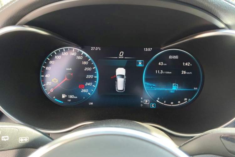 Used Mercedes-Benz GLC 2020 GLC 260 L 4MATIC Luxury Model Instrument Cluster