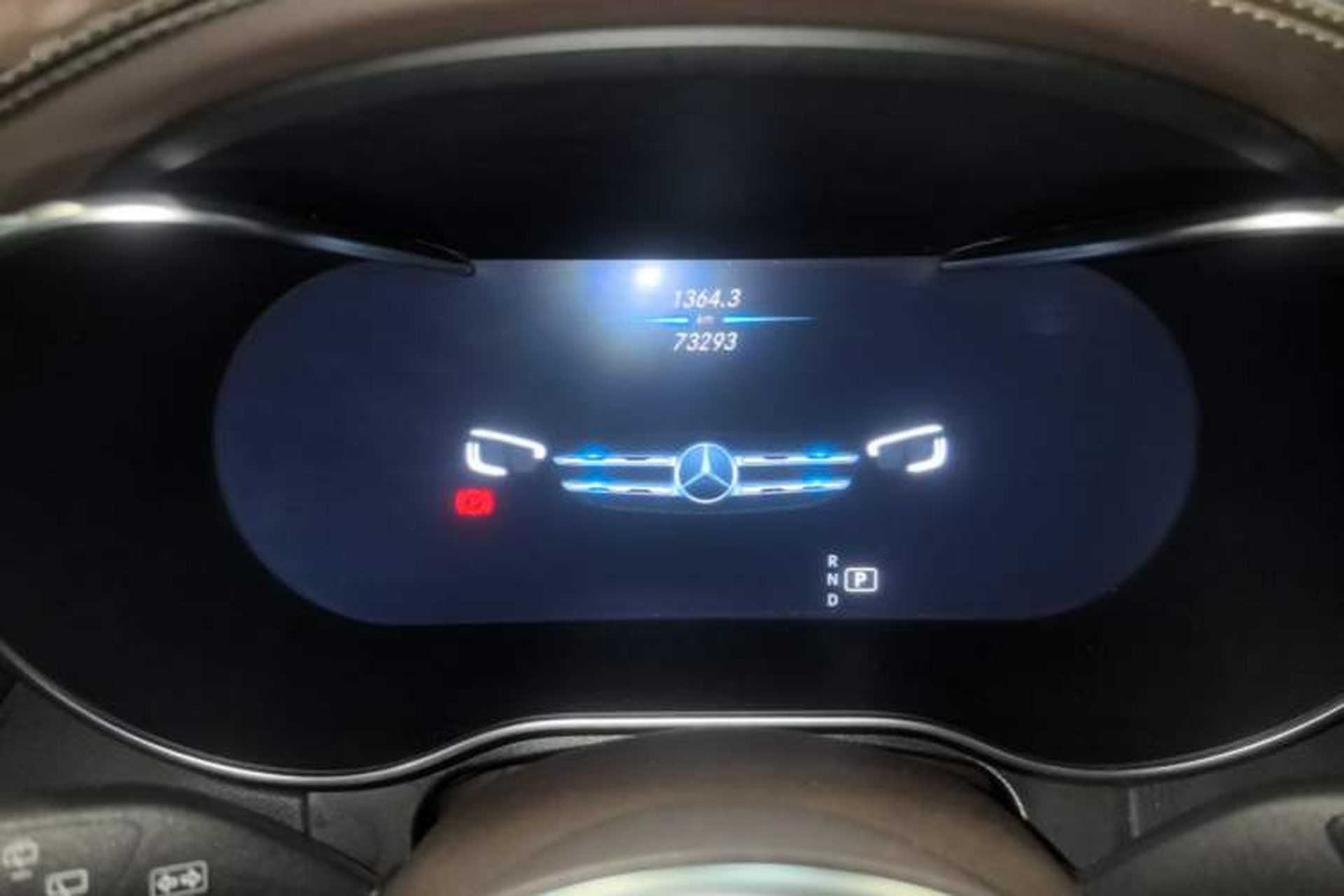 Used Mercedes-Benz GLC 2020 GLC 300 L 4MATIC Luxury Model Instrument Cluster