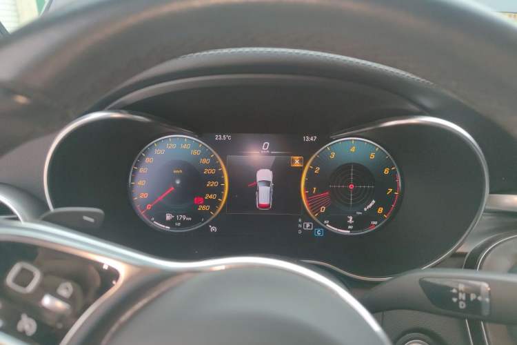 Used Mercedes-Benz GLC 2020 GLC 260 L 4MATIC Luxury Model Instrument Cluster