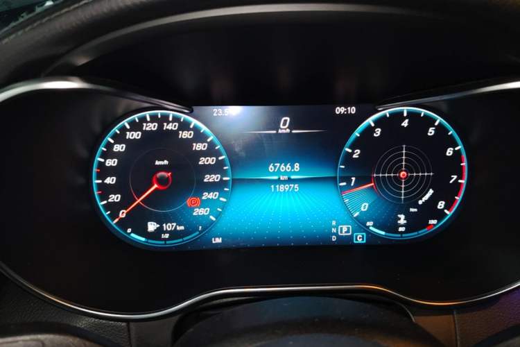 Used Mercedes-Benz GLC 2020 GLC 260 L 4MATIC Luxury Model Instrument Cluster
