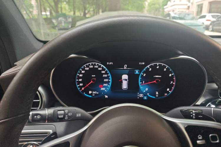 Used Mercedes-Benz GLC 2020 Facelifted GLC 260 L 4MATIC Dynamic Edition Instrument Cluster