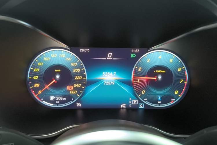 Used Mercedes-Benz GLC 2020 Facelifted GLC 260 L 4MATIC Dynamic Edition Instrument Cluster