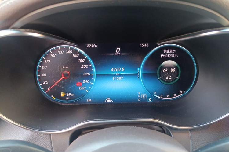 Used Mercedes-Benz GLC 2020 GLC 300 L 4MATIC Luxury Model Instrument Cluster