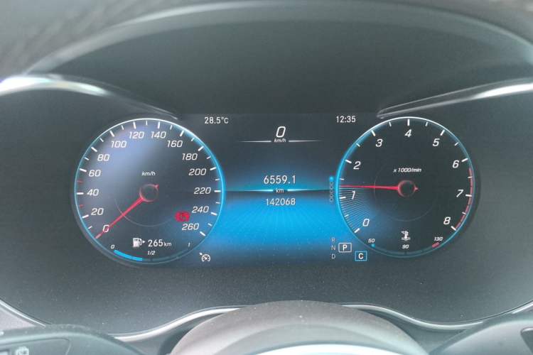 Used Mercedes-Benz GLC 2020 GLC 260 L 4MATIC Luxury Model Instrument Cluster