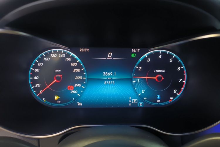 Used Mercedes-Benz GLC 2020 Facelift GLC 260 L 4MATIC Luxury Edition Instrument Cluster