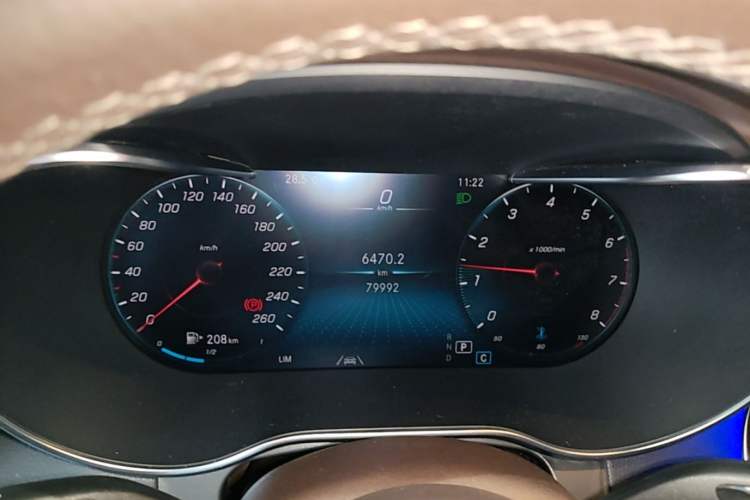 Used Mercedes-Benz GLC 2020 GLC 300 L 4MATIC Luxury Model Instrument Cluster