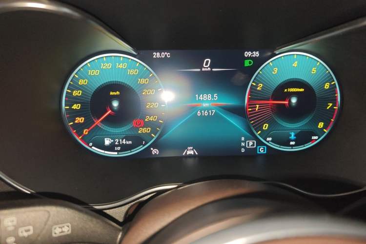 Used Mercedes-Benz GLC 2020 Facelift GLC 300 L 4MATIC Dynamic Edition Instrument Cluster