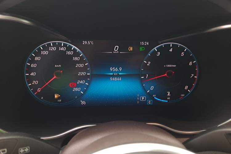 Used Mercedes-Benz GLC 2020 Facelift GLC 260 L 4MATIC Luxury Edition Instrument Cluster