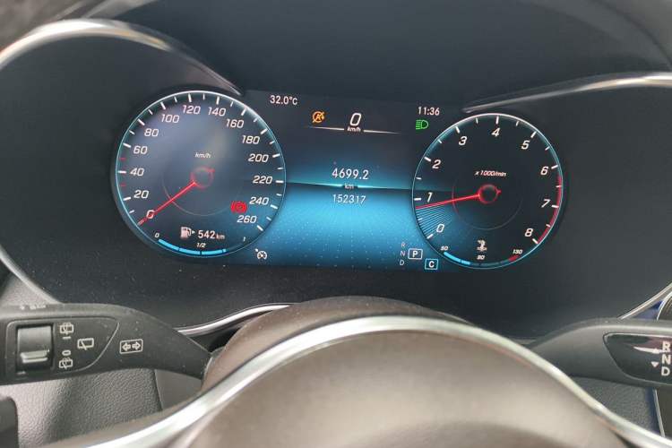 Used Mercedes-Benz GLC 2020 GLC 260 L 4MATIC Luxury Model Instrument Cluster