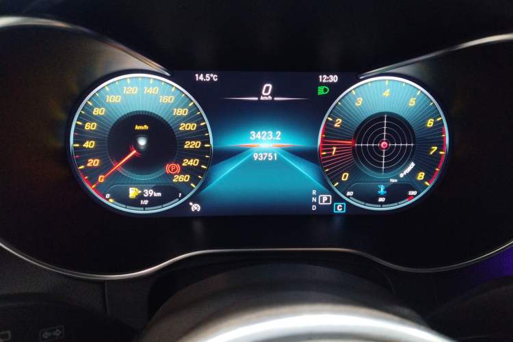 Used Mercedes-Benz GLC 2020 Facelift GLC 260 L 4MATIC Luxury Edition Instrument Cluster