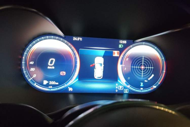 Used Mercedes-Benz GLC 2020 GLC 260 L 4MATIC Luxury Model Instrument Cluster