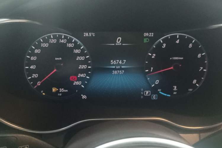 Used Mercedes-Benz GLC 2020 Facelift GLC 260 L 4MATIC Luxury Edition Instrument Cluster