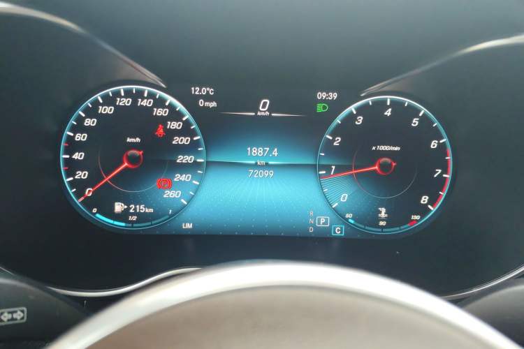 Used Mercedes-Benz GLC 2020 Facelifted GLC 260 L 4MATIC Dynamic Edition Instrument Cluster