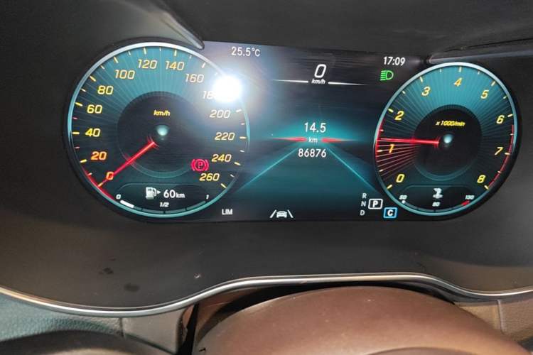 Used Mercedes-Benz GLC 2020 Facelift GLC 300 L 4MATIC Dynamic Edition Instrument Cluster