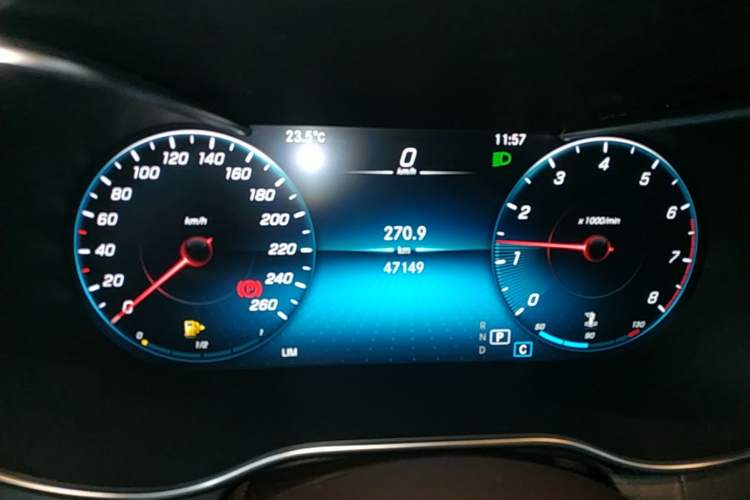 Used Mercedes-Benz GLC 2020 Facelifted GLC 260 L 4MATIC Dynamic Edition Instrument Cluster
