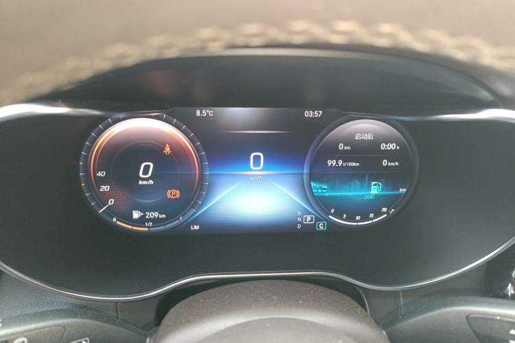 Used Mercedes-Benz GLC 2020 Facelifted GLC 260 L 4MATIC Dynamic Edition Instrument Cluster