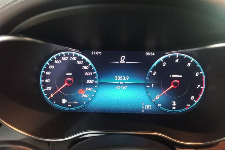 Used Mercedes-Benz GLC 2020 Facelifted GLC 260 L 4MATIC Dynamic Edition Instrument Cluster