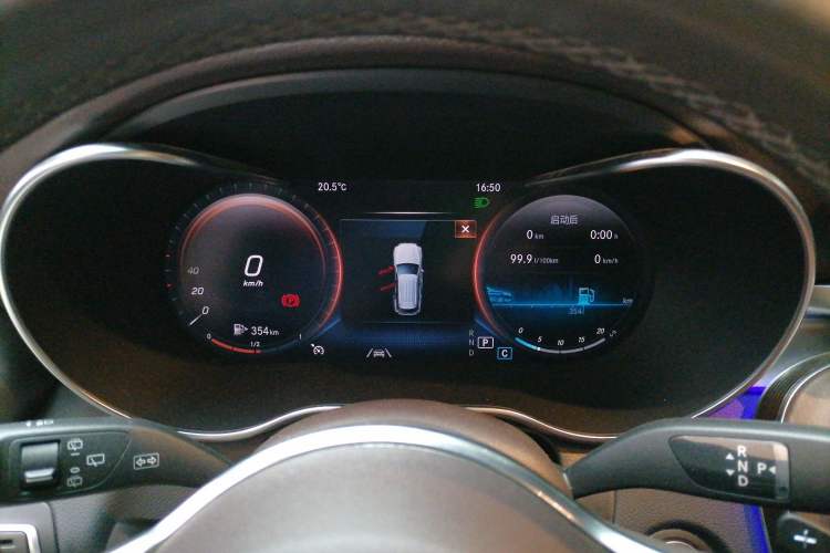 Used Mercedes-Benz GLC 2020 GLC 300 L 4MATIC Luxury Model Instrument Cluster