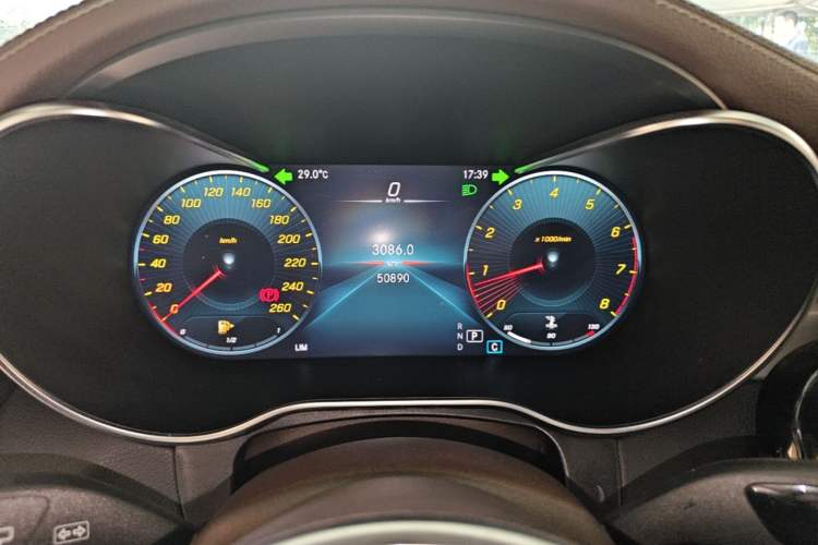 Used Mercedes-Benz GLC 2020 Facelifted GLC 260 L 4MATIC Dynamic Edition Instrument Cluster