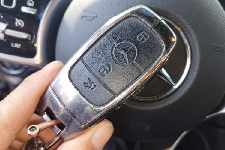 Used Mercedes-Benz GLC 2020 Facelift GLC 260 L 4MATIC Luxury Edition Interior 1