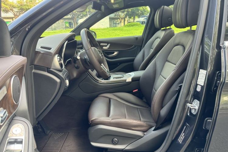 Used Mercedes-Benz GLC 2020 Facelift GLC 300 L 4MATIC Dynamic Edition Interior 1
