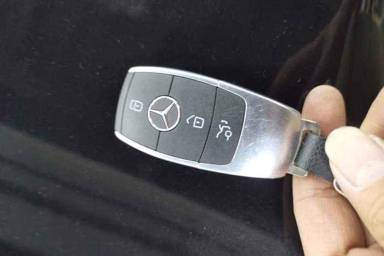 Used Mercedes-Benz GLC 2020 GLC 260 L 4MATIC Dynamic Model Interior 1