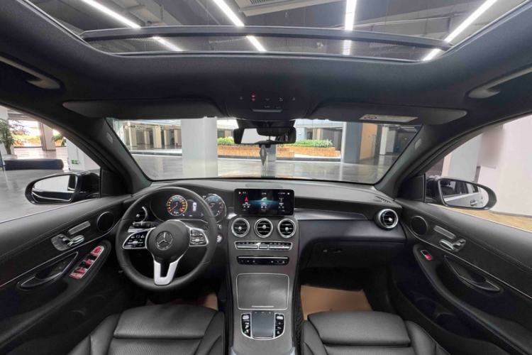 Used Mercedes-Benz GLC 2020 GLC 300 L 4MATIC Dynamic Edition Interior 1