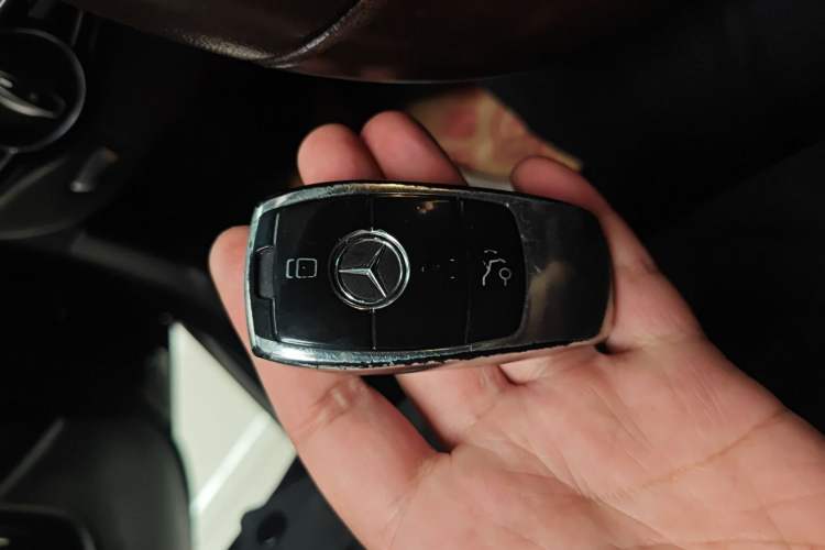 Used Mercedes-Benz GLC 2020 Facelifted GLC 260 L 4MATIC Dynamic Edition Interior 1