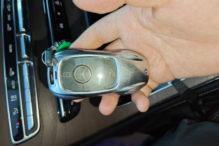 Used Mercedes-Benz GLC 2020 GLC 260 L 4MATIC Luxury Model Interior 1