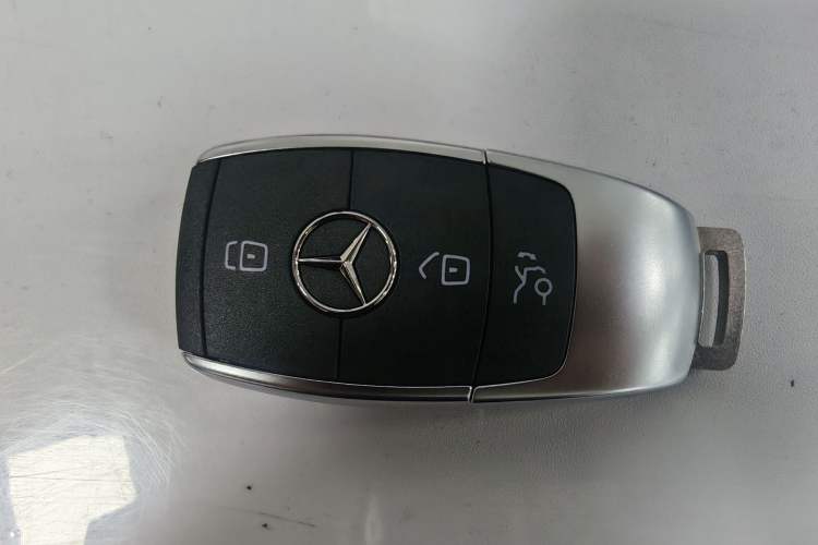 Used Mercedes-Benz GLC 2020 Facelifted GLC 260 L 4MATIC Dynamic Edition Interior 1